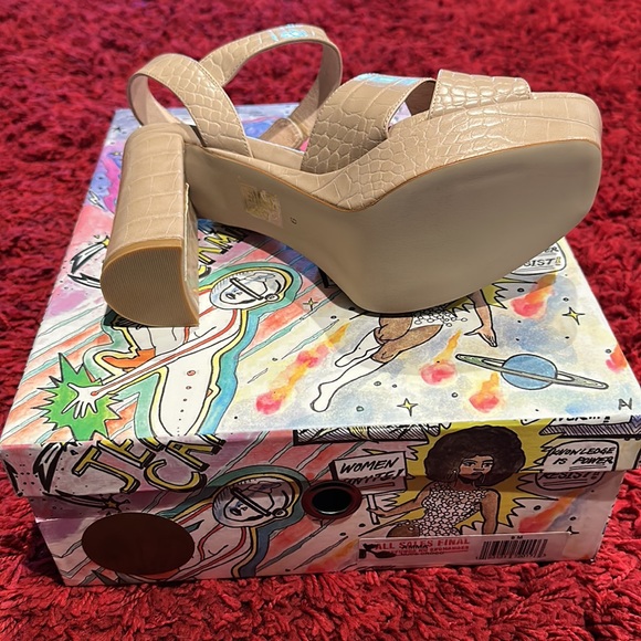 Brand new Jeffrey Campbell Heel. “Amma” is the design name and the color is Nude - Picture 2 of 2